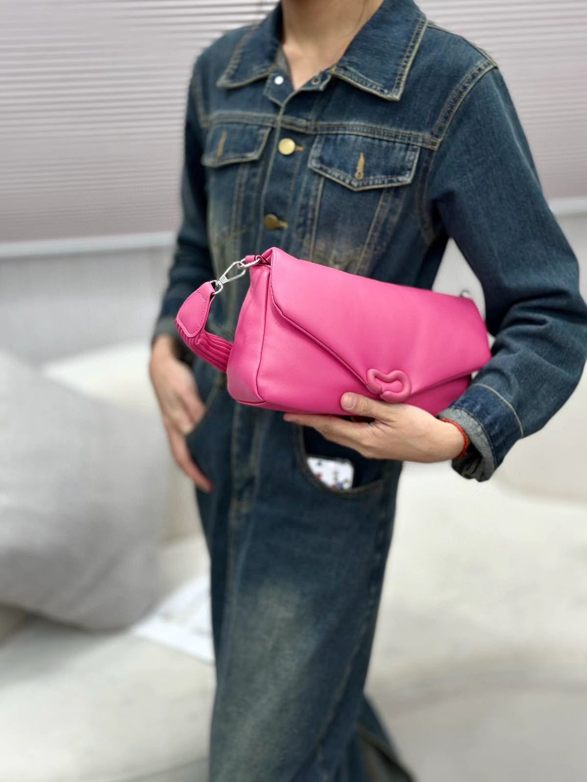 Pinkorra Branded Envelope Flap Crossbody & Shoulder Bag | Knotted Loop Hardware | Pleated Strap | Premium Soft Leather | 10 Colors